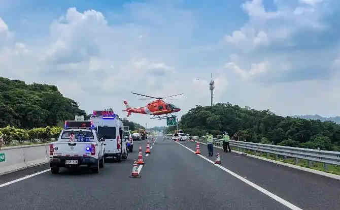 宝山区高速公路汽车救援案例